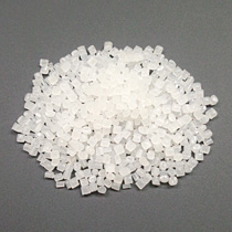 再生ペレット「LLPEナチュラル」